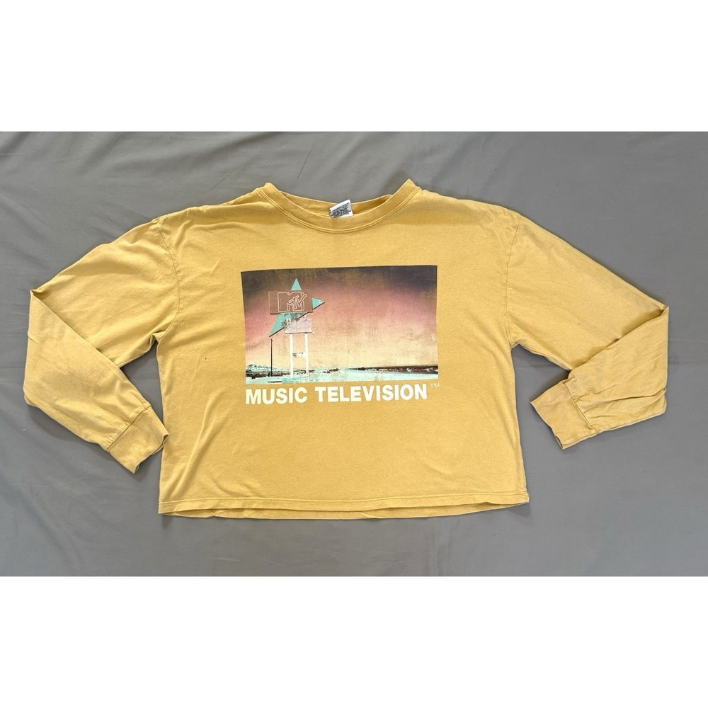 MTV Music Television Graphic Long Sleeve Crop Top Yellow Large 2020 Viacom Y2K